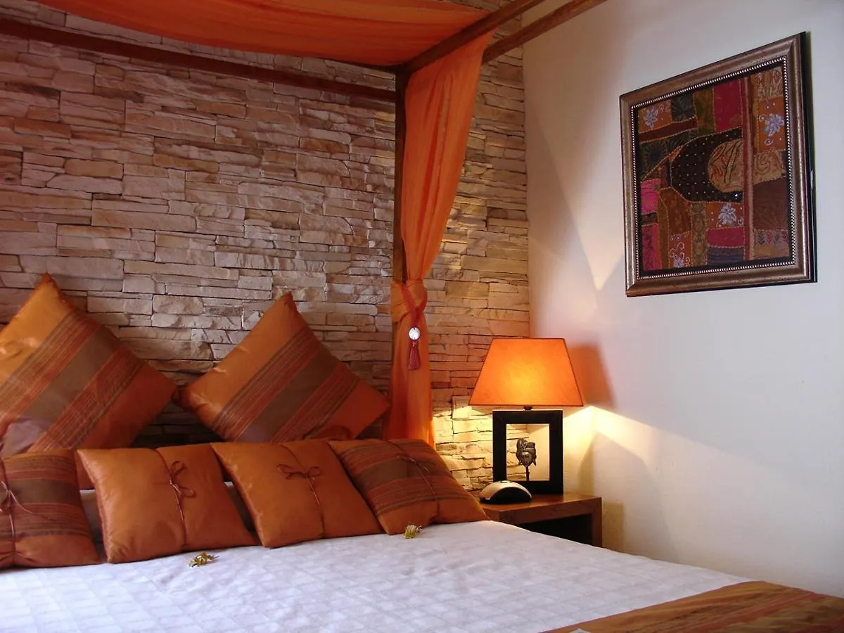 Hotel La Villa Marbella - Old Town